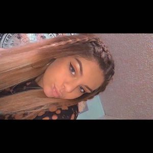 Meet your Posher, Mallory